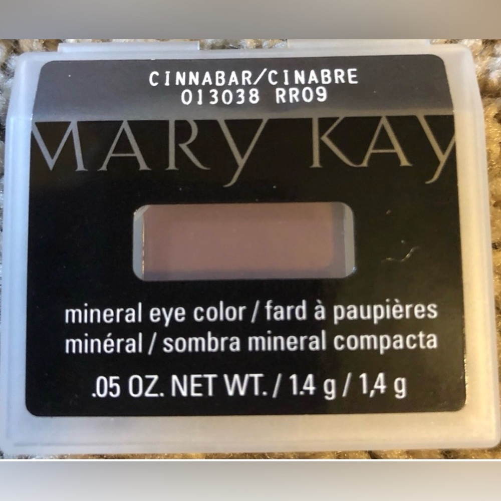 Mary Kay Eyeshadow in Cinnabar